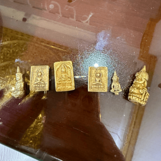 รับซื้อพระเลี่ยมทอง